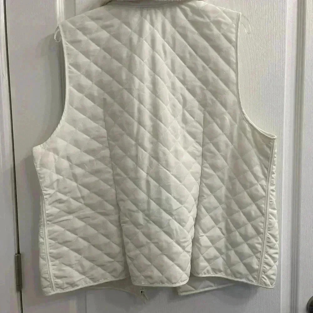 Ivory Faux Fur Vest (Detachable Fur Collar) - Picture 9 of 9